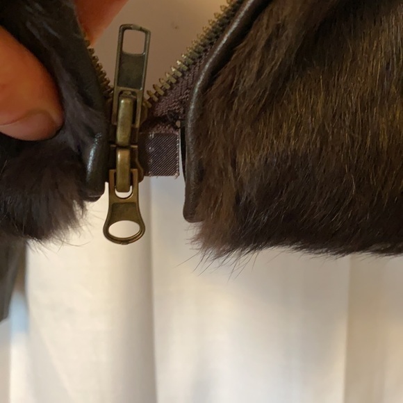 Cropped Brown vintage real rabbit fur jacket with 2-way zipper BEBE brand - Picture 5 of 6